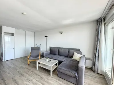 Coin salon dans l'établissement T3 pour 6 pers. avec terrasse et vue sur lac à Vieux-Boucau - FR-1-857-27