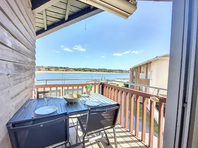 Balcon ou terrasse dans l'établissement Vieux Boucau : T2 Cabine 6 Pers avec Piscine, Parking - FR-1-857-34