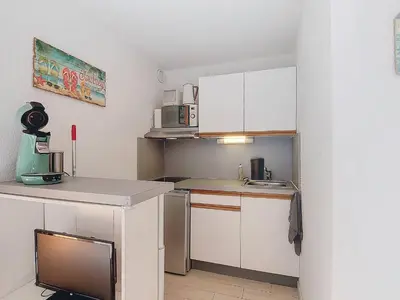 Cuisine ou kitchenette dans l'établissement Appartement T2 Soustons Plage - 4 pers - FR-1-857-49