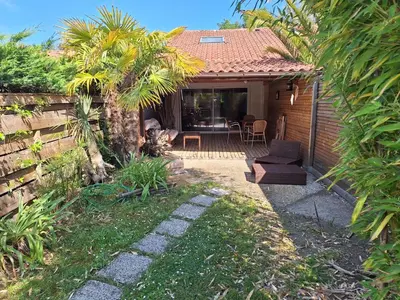 Jardin de l'établissement Aux portes de l'océan 2