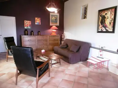 Coin salon dans l'établissement Le coursin
