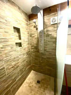 Salle de bains dans l'établissement Evergreen -Ocean and Spa-