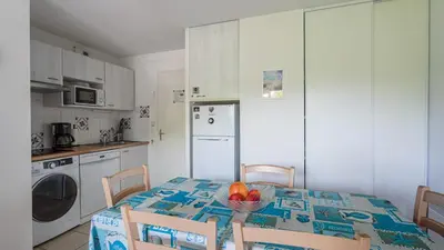 Cuisine ou kitchenette dans l'établissement Allee des Dunes E N57 3P6