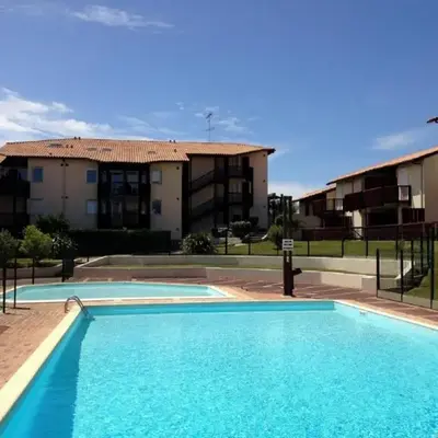 T2 avec Loggia et Piscine Saisonnière à Vieux-Boucau - FR-1-857-64
