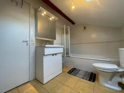 Salle de bains dans l'établissement Duplex T3 proche port Capbreton avec parking, 5 pers. - FR-1-413-262