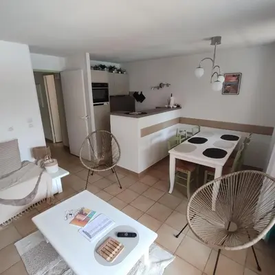 Cuisine ou kitchenette dans l'établissement Superbe appartement résidence Pierre et Vacances