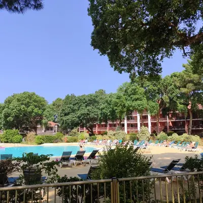 Piscine de l'établissement Superbe appartement résidence Pierre et Vacances ou située à proximité