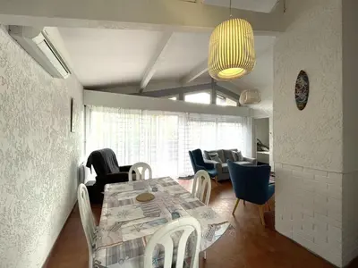 Coin salon dans l'établissement Villa individuelle 4 pers avec jardin clos et terrasse - Vieux-Boucau - FR-1-379-186