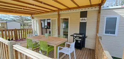 Balcon ou terrasse dans l'établissement Mobil home camping les Oyats