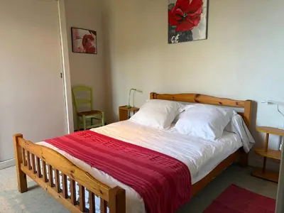 Un ou plusieurs lits dans un hébergement de l'établissement Chateau du Rau apt2