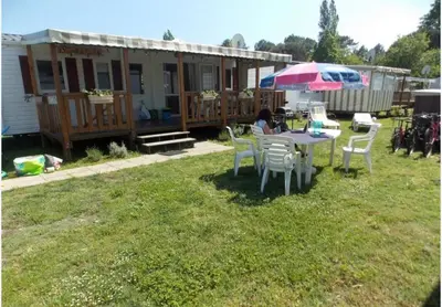 Jardin de l'établissement Le Coralys