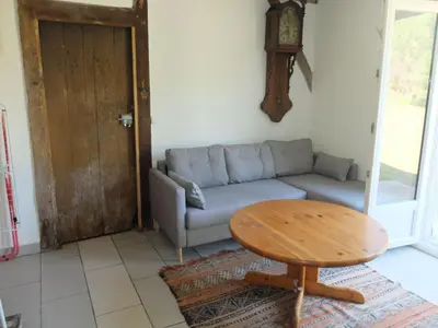 Coin salon dans l'établissement Holiday Home Großes Ferienhaus in Mézos mit Großer Terrasse by Interhome