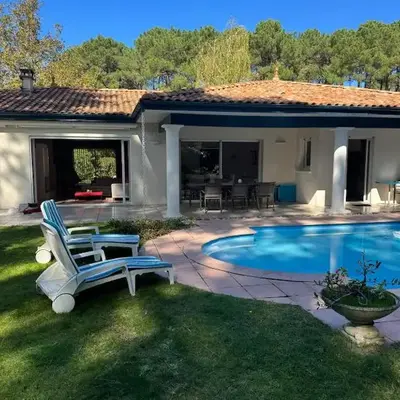 Villa 3 étoiles piscine chauffée 6 pers Biscarrosse Lac