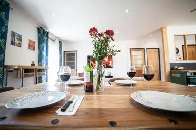 Cuisine ou kitchenette dans l'établissement Le Prestige Montois - T2, Balcon & Clim