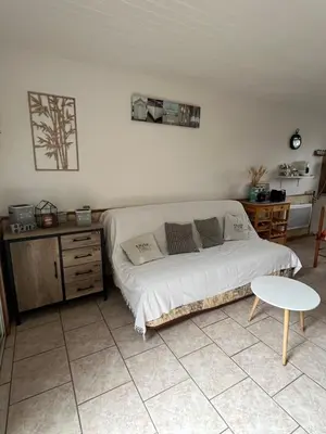 Coin salon dans l'établissement Superbe T2