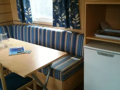 Plan de l'établissement Mobil home confortable avec terrasse - API-1-52-1614