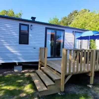 Mobil-home spacieux pour 6 pers avec terrasse - API-1-52-1616