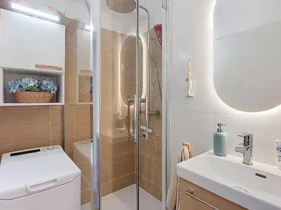 Salle de bains dans l'établissement Appartement T2 4 pers avec Parking à Vieux-Boucau - FR-1-857-67