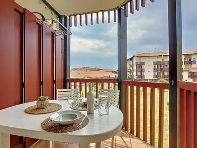Balcon ou terrasse dans l'établissement Appartement T2 4 pers avec Parking à Vieux-Boucau - FR-1-857-67