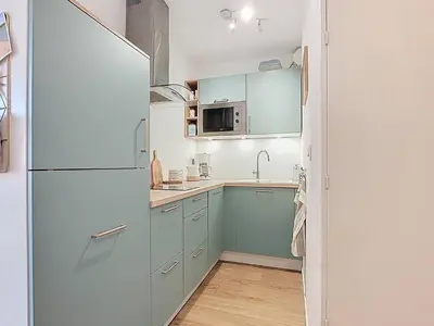 Cuisine ou kitchenette dans l'établissement Appartement T2 4 pers avec Parking à Vieux-Boucau - FR-1-857-67