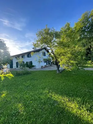 Jardin de l'établissement Maison Calme Bord de l'Adour -Plages & Montagnes