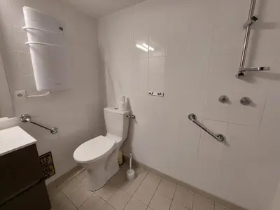 Salle de bains dans l'établissement Allee Des Dunes C N32 3P6