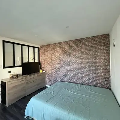 Studio Rénové au Port avec Terrasse et WiFi - FR-1-413-264
