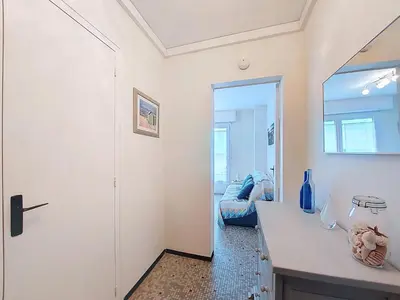 Coin salon dans l'établissement Apartment La Centrale-10 by Interhome