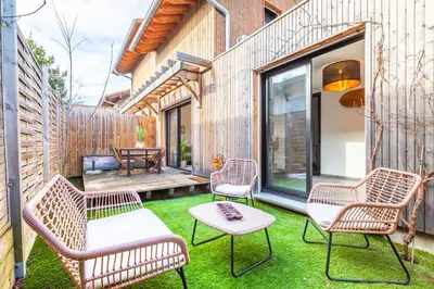 Terrasse ou espace extérieur de l'établissement Numa - Maison de ville 6 personnes