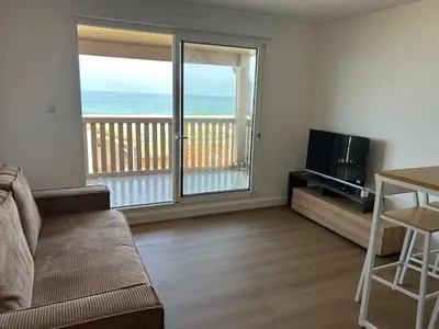 Télévision ou salle de divertissement dans l'établissement Capbreton-Vue Mer-Couple-Enfant
