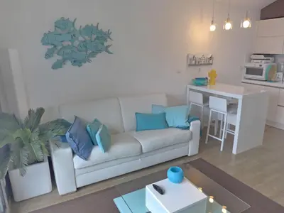 Cuisine ou kitchenette dans l'établissement Apartment Les Berges Landaises-1 by Interhome