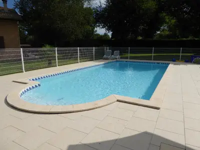 Piscine de l'établissement La Mimona ou située à proximité