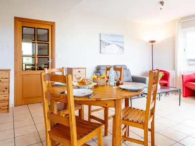 Coin salon dans l'établissement Apartment Côte Sud-3 by Interhome