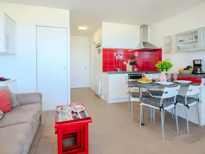 Cuisine ou kitchenette dans l'établissement Studio Horizon-1 by Interhome
