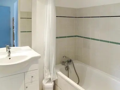 Salle de bains dans l'établissement Holiday Home Résidence Dune Blanche - Soleil by Interhome