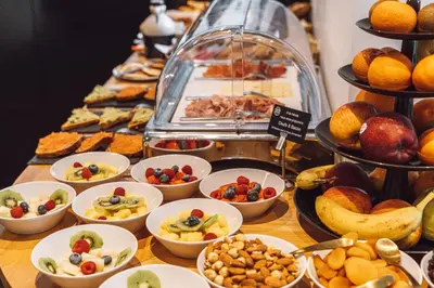 Nourriture dans l'hôtel ou à proximité