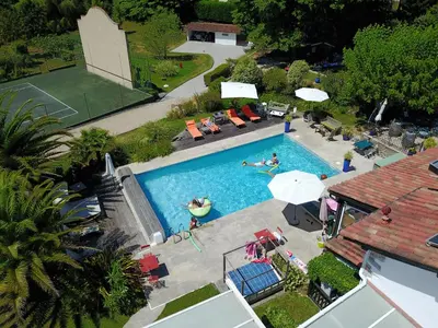 Piscine de l'établissement Domaine de Millox ou située à proximité