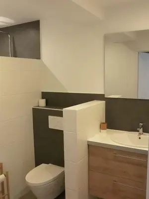 Salle de bains dans l'établissement L'appartement des deux chênes