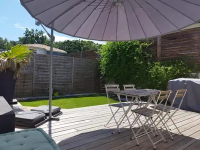 Jardin de l'établissement L'appartement des deux chênes