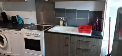 Cuisine ou kitchenette dans l'établissement Appartement a 500 metres de l'ocean