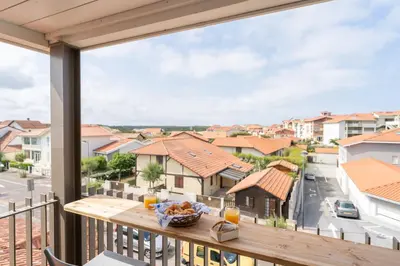 Balcon ou terrasse dans l'établissement Résidence Lou Cout - à 200m de l'Océan