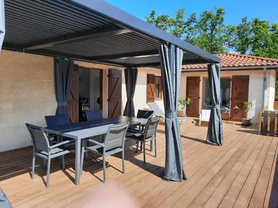 Balcon ou terrasse dans l'établissement Holiday Home Petrocq by Interhome
