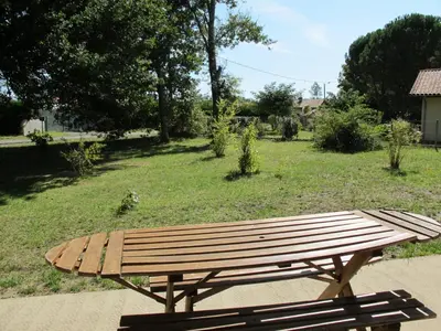 Jardin de l'établissement Holiday Home Cherte by Interhome