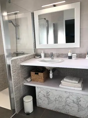 Salle de bains dans l'établissement Les chambres d'hôtes de Pascale