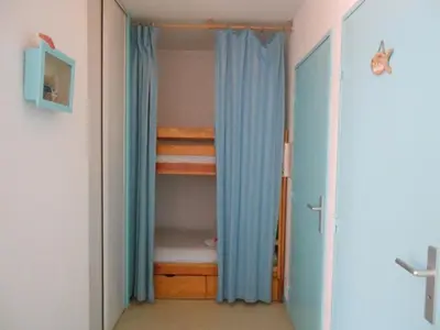 Un ou plusieurs lits dans un hébergement de l'établissement Appartement T2 Cabine à Vieux-Boucau avec Balcon, Animaux Admis - FR-1-379-24