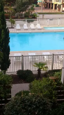Piscine de l'établissement Résidence Goélia Les Terrasses de l'Océan ou située à proximité