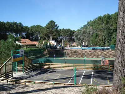 Piscine de l'établissement Village Océlandes ou située à proximité