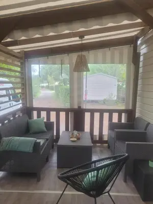 Coin salon dans l'établissement Mobilhome a Gastes