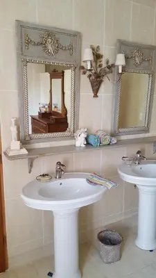 Salle de bains dans l'établissement Maison Lalanne