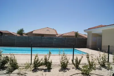 Piscine de l'établissement Maison Indigo 4 personnes ou située à proximité